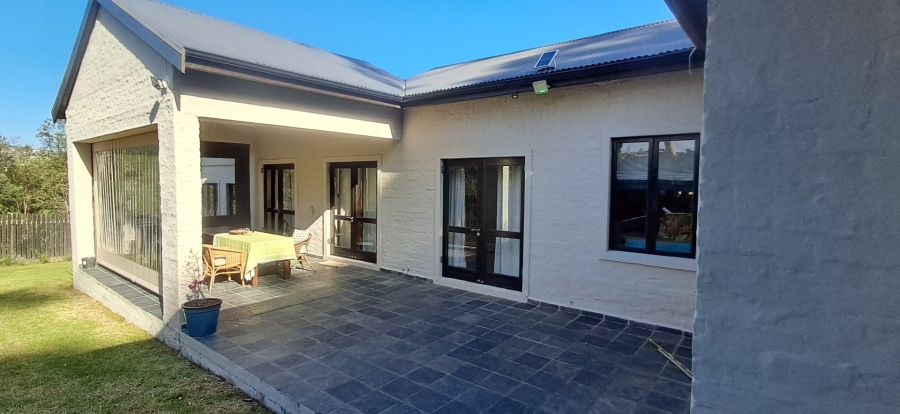 3 Bedroom Property for Sale in Cobble Creek Western Cape